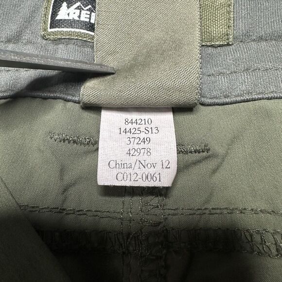 REI Pants Womens 4 Roll Up Convertible Green Hiking Gorpcore Trail Outdoor *Spot - Picture 11 of 14